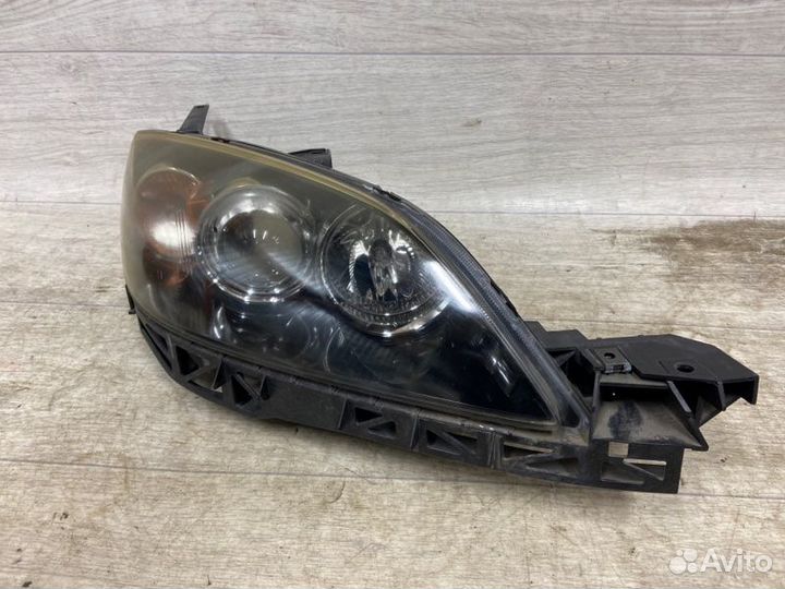 Фара правая Mazda 3 BK 2007
