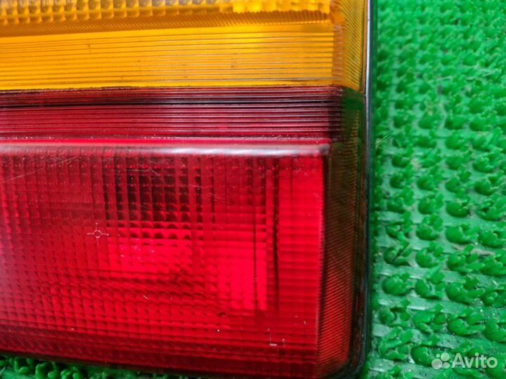 Фонарь (внутренний) задний левый Audi 100 C3 1990