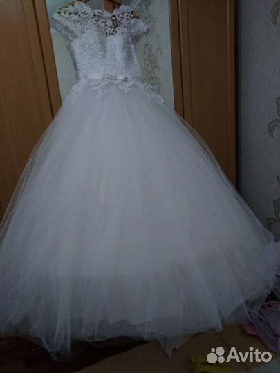 Свадебное платье