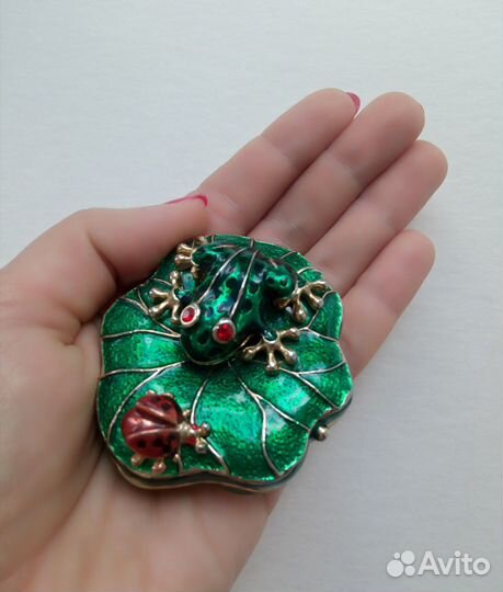 Шкатулка Лягушка с эмалью