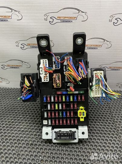 Блок предохранителей Kia Rio 2 2005-2009