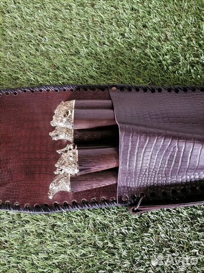 Коричневый кожаный чехол с шампурами объёмные звер