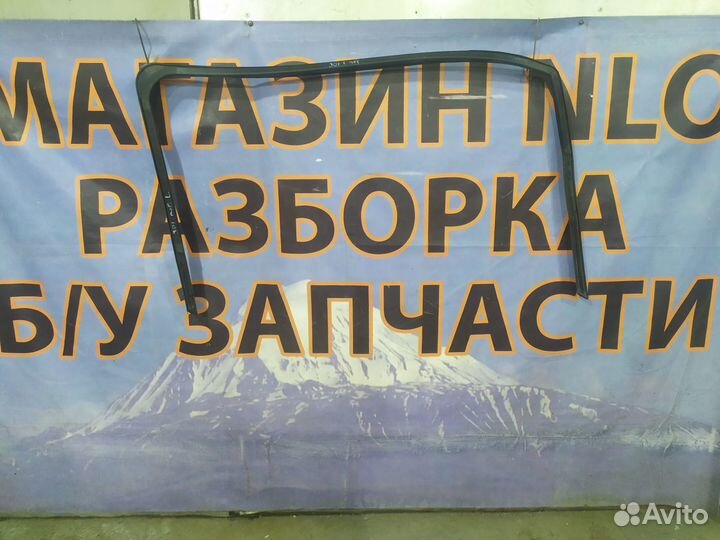 Peugeot 301 уплотнитель двери левый правый