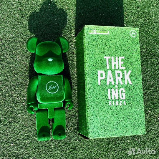 Фигурка мишка bearbrick The Park 28см 400