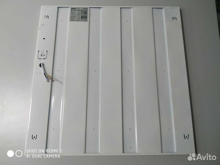 Светильник потолочный светодиодный