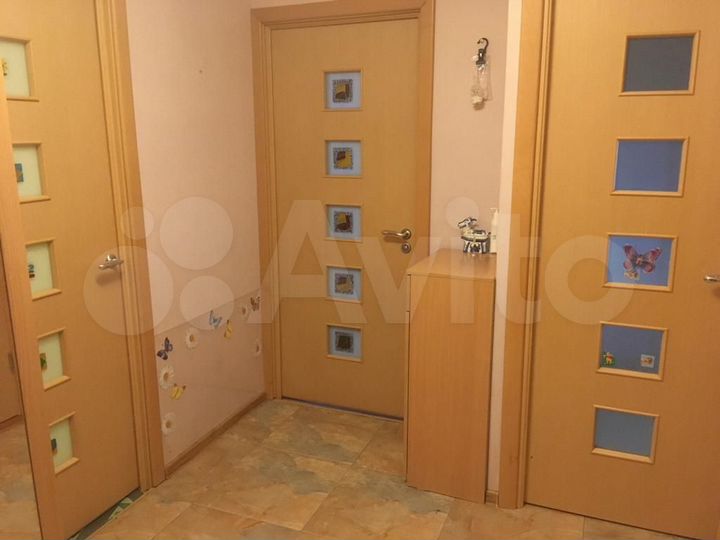 Комната 9 м² в 2-к., 1/12 эт.