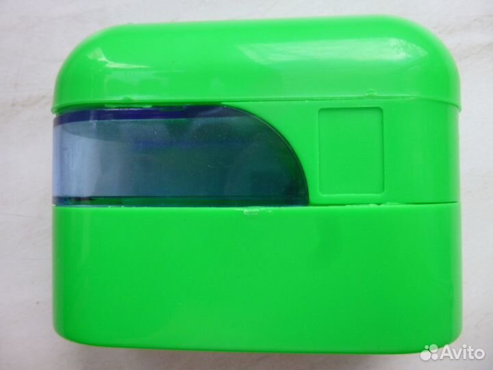 Машинка для удаления катышков leben