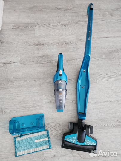 Моющий пылесос Philips PowerPro Aqua