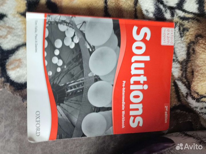 Solutions учебник и тетрадь English