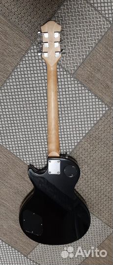 Электрогитара