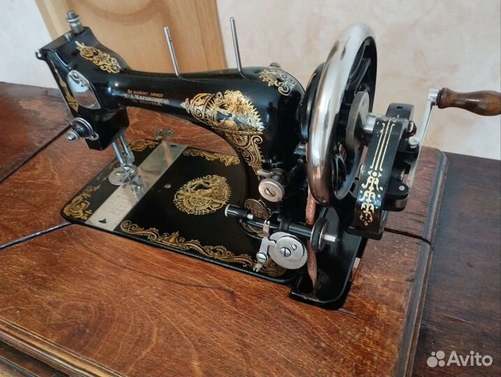 Швейная машина