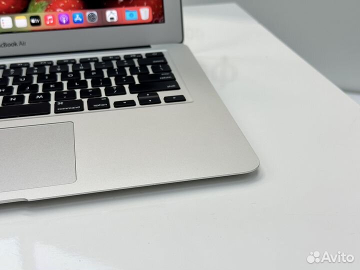 Ноутбук Apple Macbook Air 13 2015 Core i5