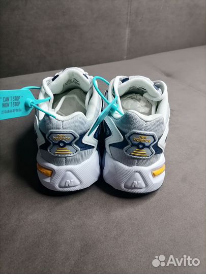 Кроссовки New Balance 725
