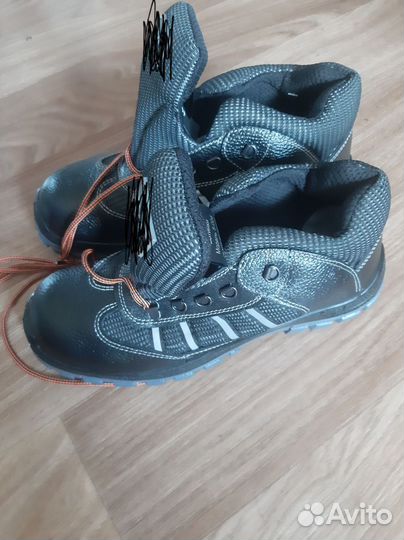 Ботинки рабочие размер 44