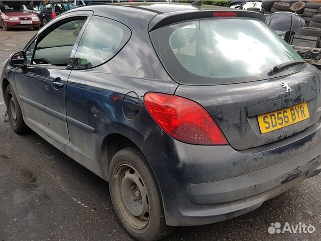 Разбор на запчасти Peugeot 207