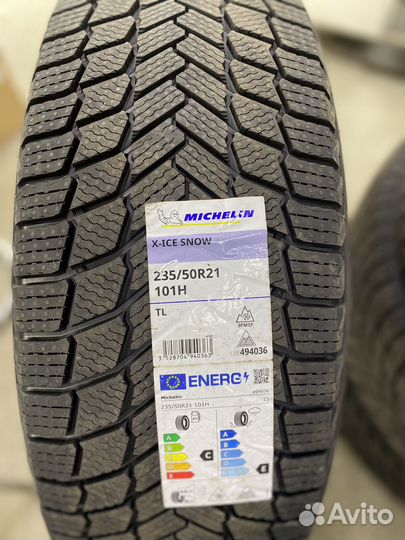 Michelin X-Ice Snow SUV 235/50 R21