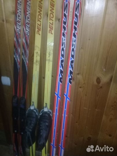 Лыжи беговые, ботинки лыжные