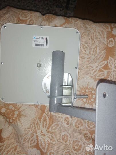 Направленная панельная антенна