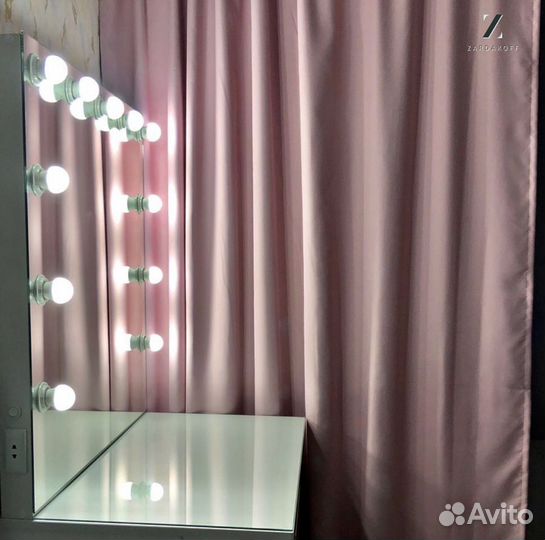 Гримёрное зеркало Infinity + столик