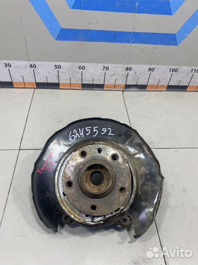 Кулак задний левый