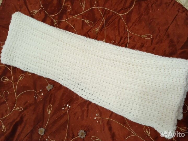 Снут женский и шарфы мужские