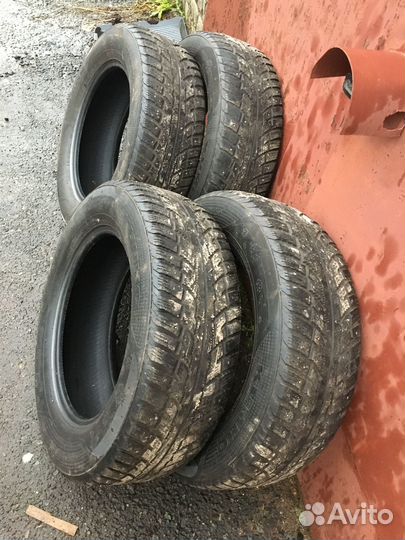 Kumho I'Zen RV Stud KC16 225/65 R17 106T