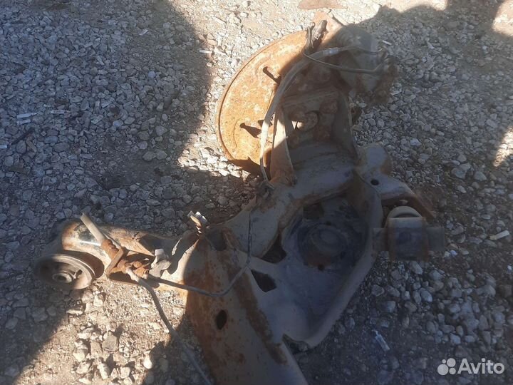 Задняя балка renault fluence