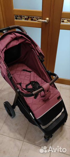 Прогулочная коляска carello bravo