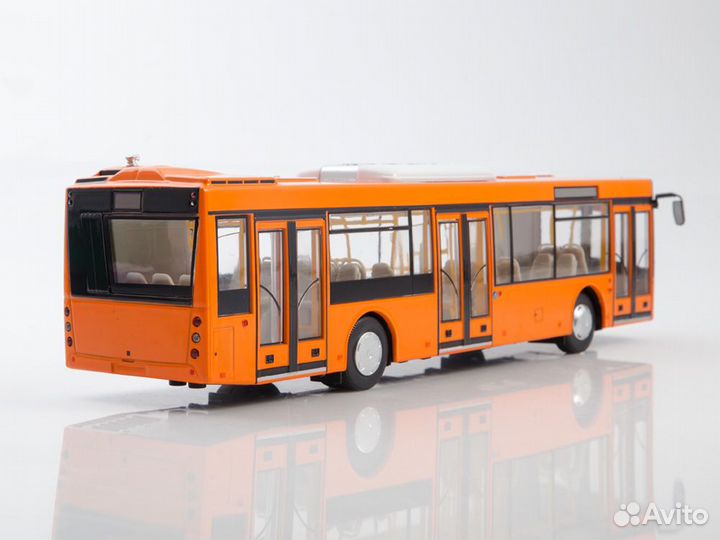 1:43 Масштабная модель Городской автобус маз-203