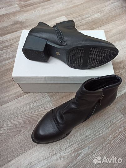 Ботинки женские 41 размер