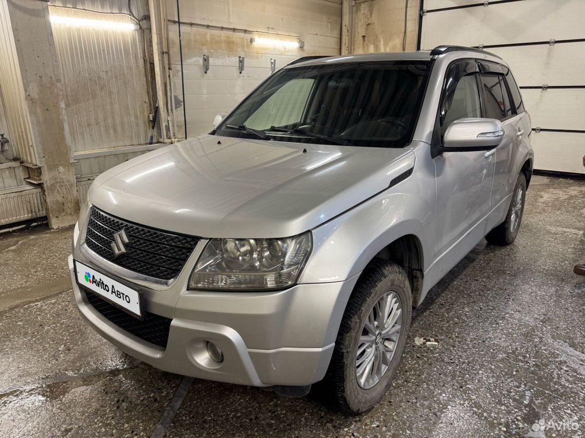 Suzuki Grand Vitara 2.0 AT, 2010, 125 000 км
