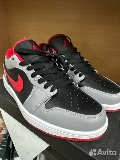 Jordan 1 Low Black Light Smoke Grey Gym Red