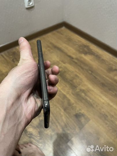 Телефон iPhone x