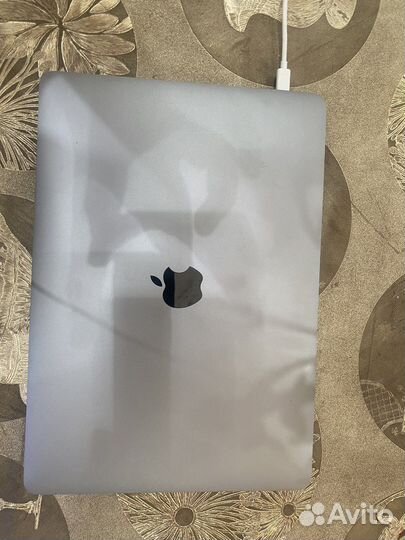 Apple MacBook Pro 13 2017 (Touch bar)