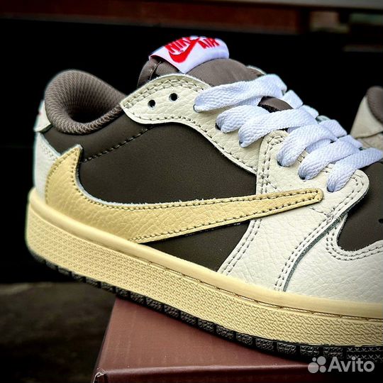 Прочные кроссовки Travis Scott x Air Jordan 1 Low