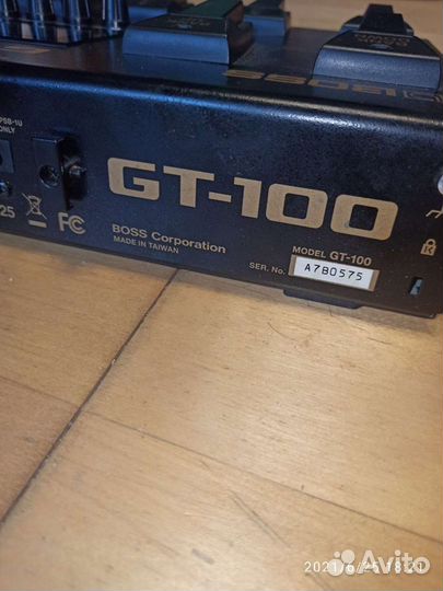 Boss GT 100