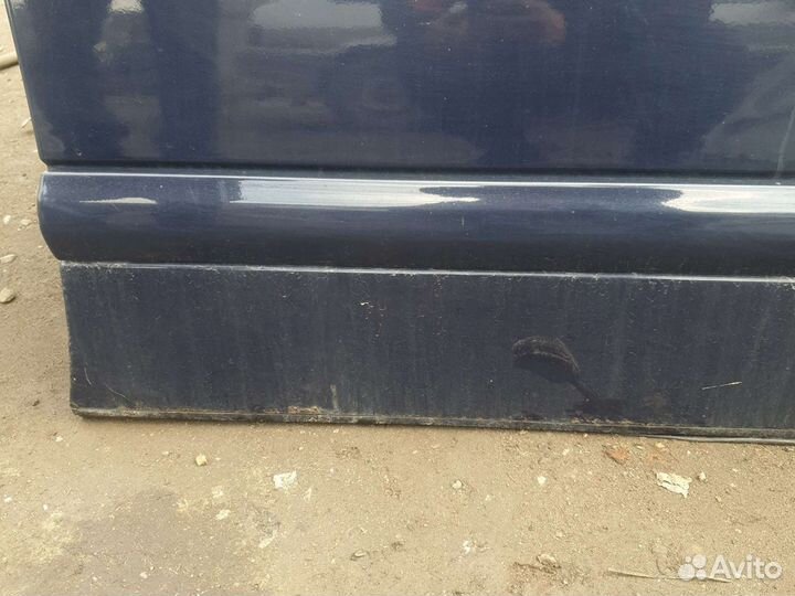 Передняя правая дверь в сборе мерседес w210