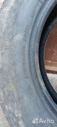 Bridgestone Dueler H/P Sport 215/65 R16 98H