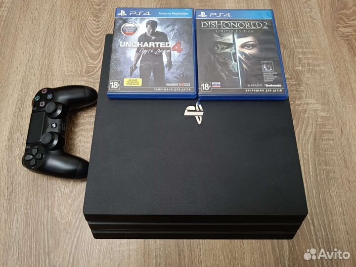 Sony PS4 Pro 1tb + 2 игры