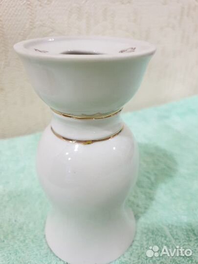 Маленькая вазочка форфоровая