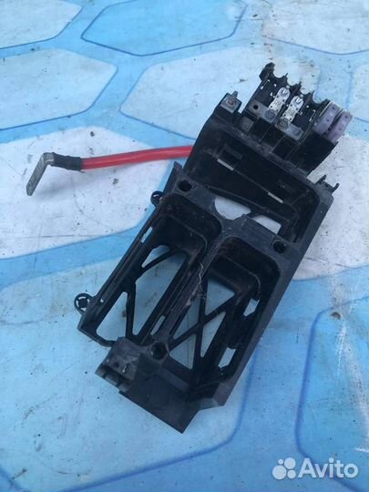 Корпус блока предохранителей 1534964