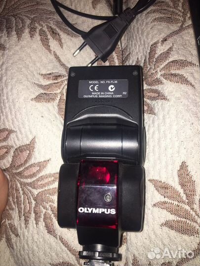Olympus e 300 kit вспышка fl 36