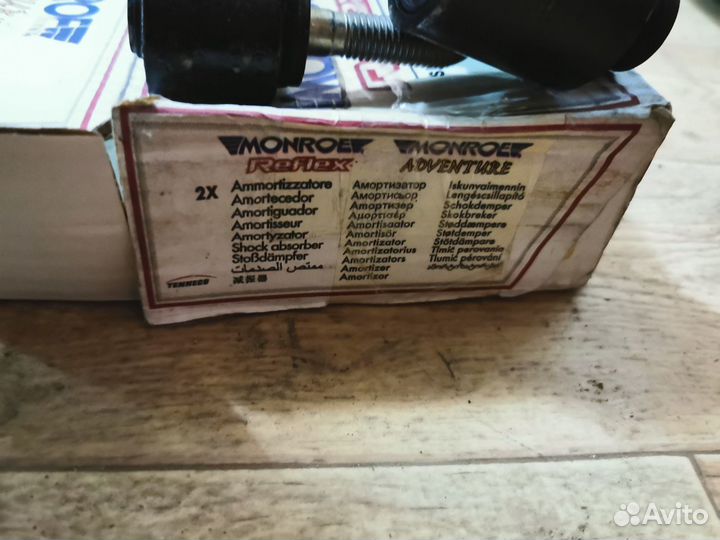 Продаю амортизаторы на рено меган