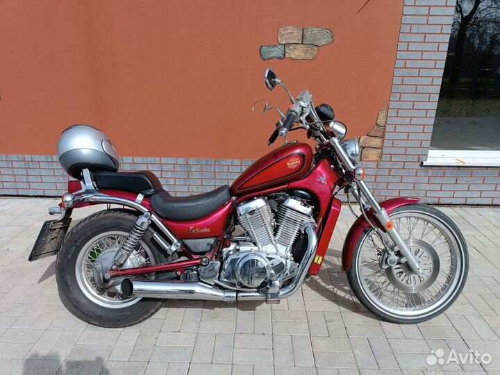 Мотоцикл Suzuki Intruder vs400