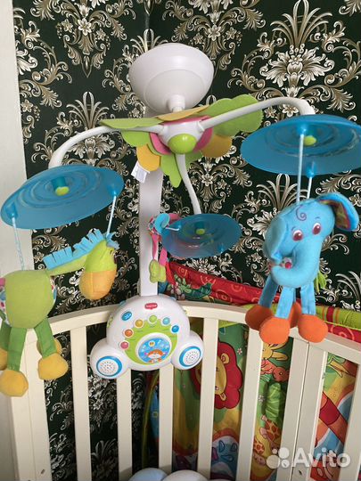 Мобиль на кроватку tiny love