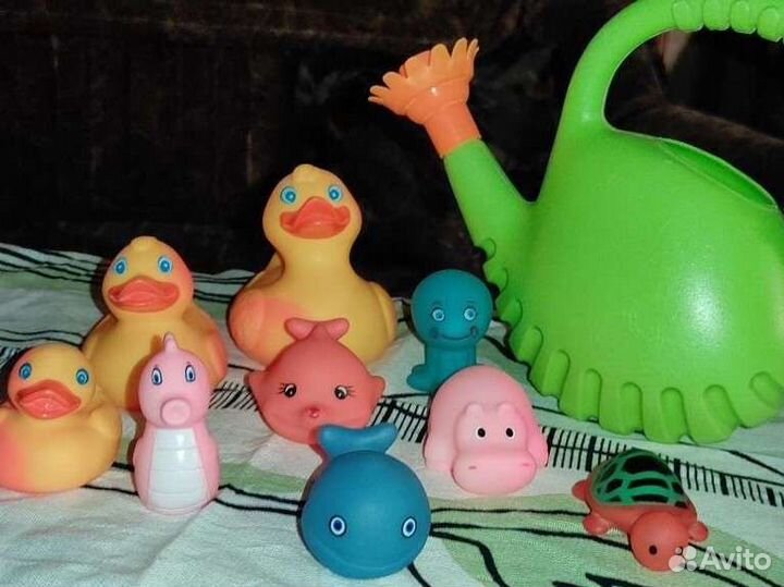 Детские игрушки для ванны