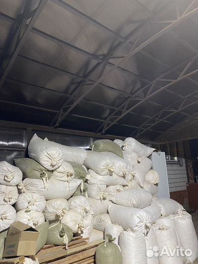 Сухие опилки