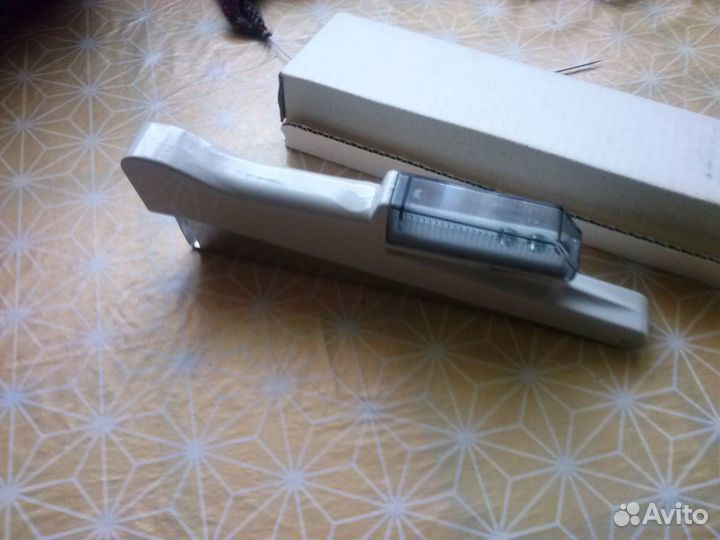 Дырокол для перфокарт