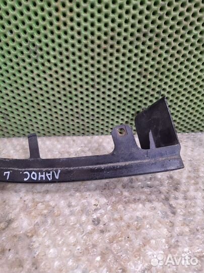 Левая ресничка Chevrolet Lanos