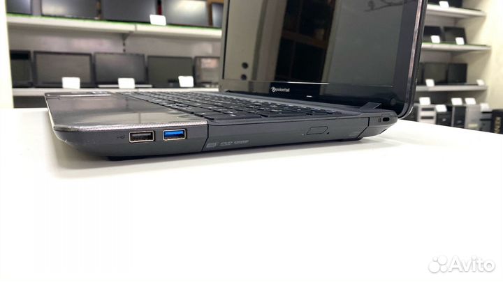 Ноутбук Packard Bell Core i3/GeForce GT 520M
